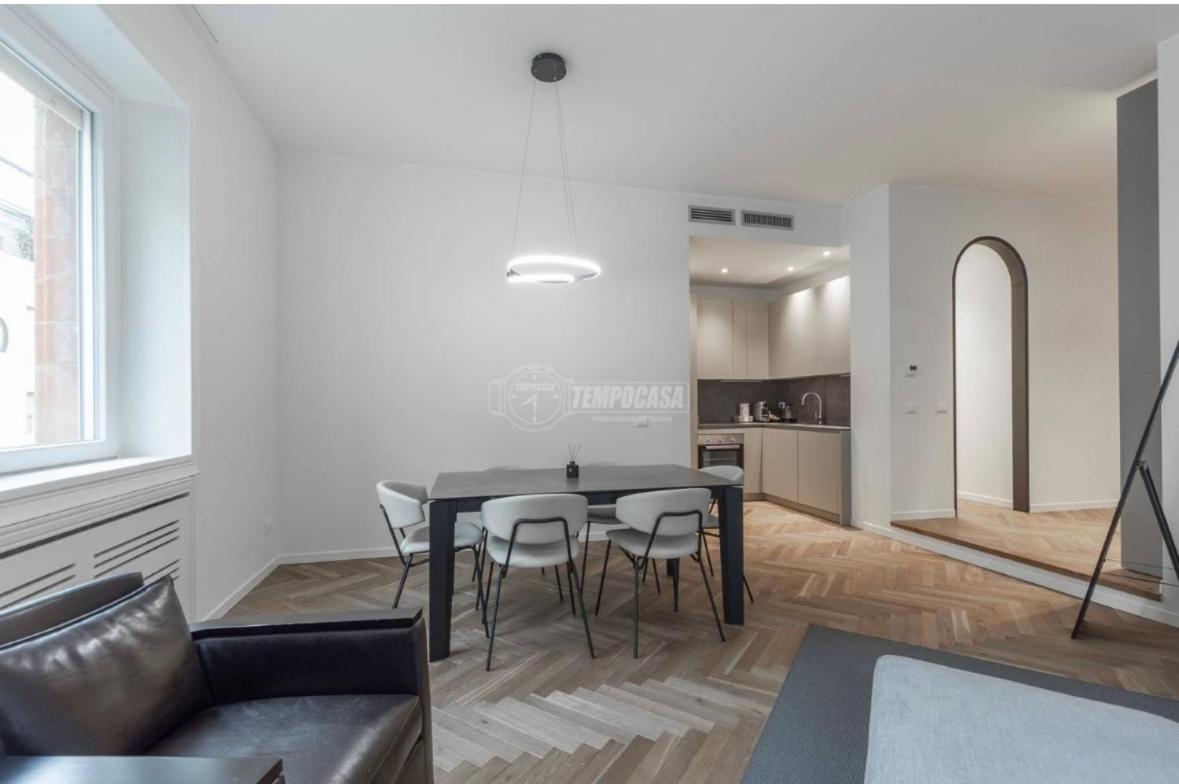 Milano: bellissimo appartamento in pieno centro Esterno foto
